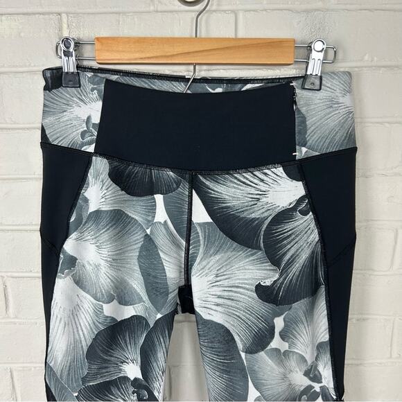 Calia by Carrie Underwood Dark Floral Mesh Athletic Leggings Size M - Picture 3 of 10